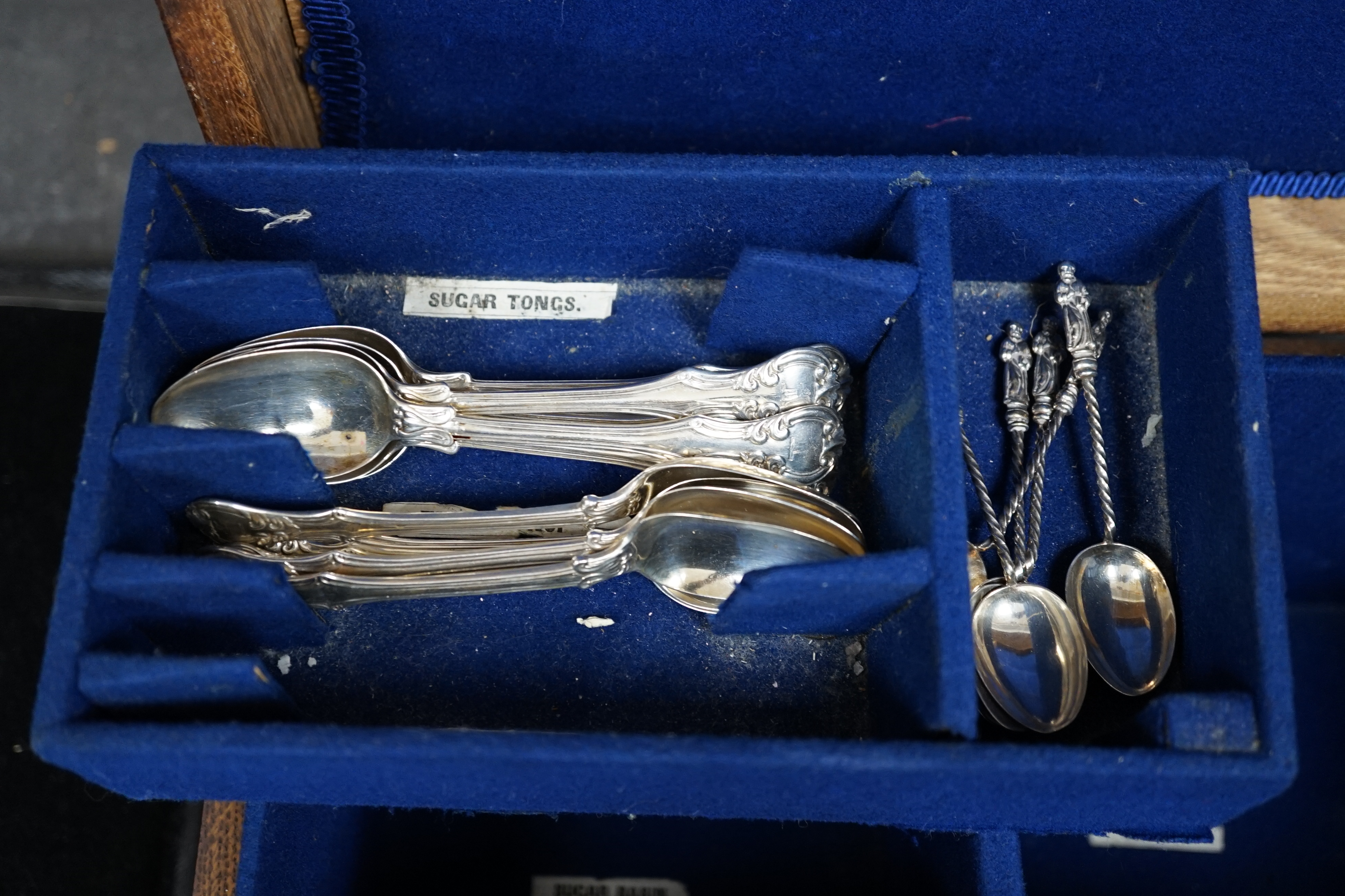 A Victorian silver pyriform three piece tea set and pair of muffineers, by Edward & John Barnard, CITES Submission reference 8C9PCV1L